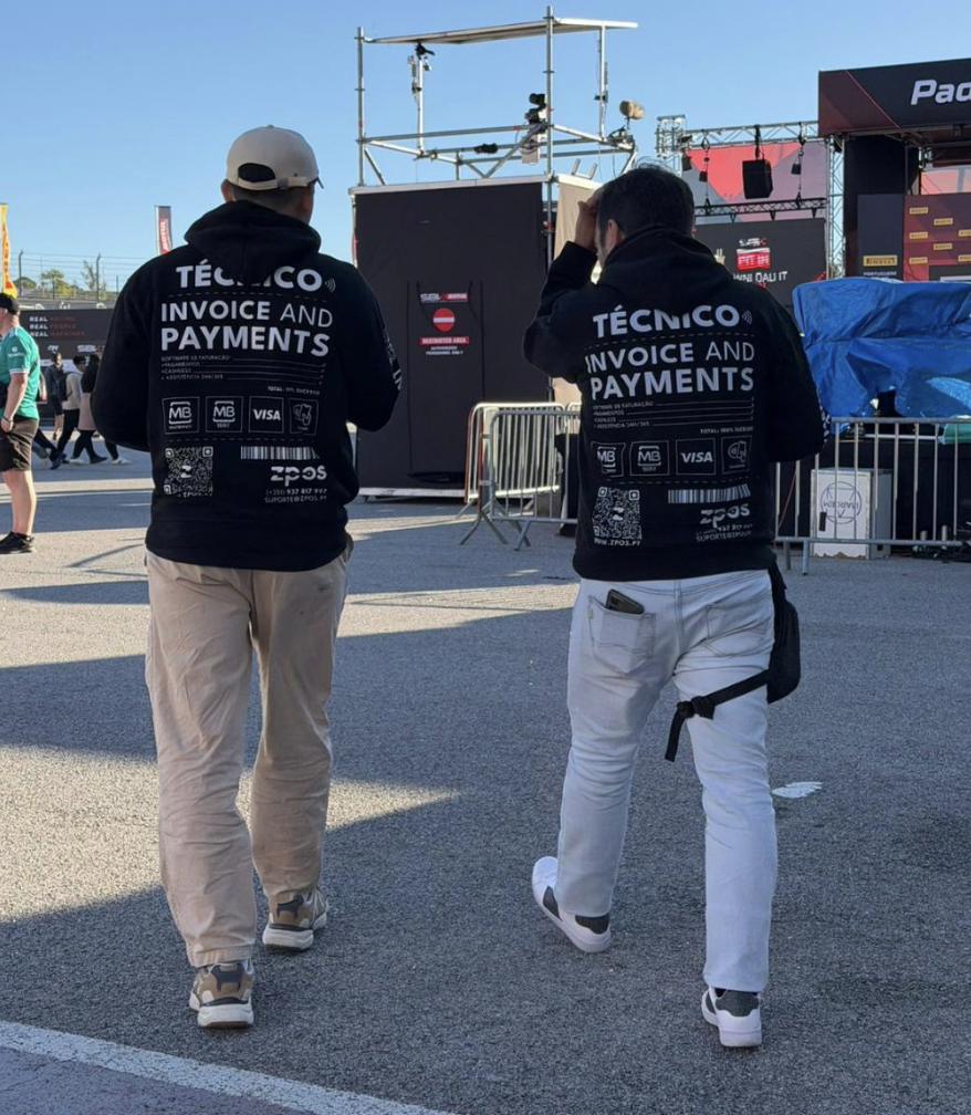 Técnicos ZPOS Payments num evento de grande escala